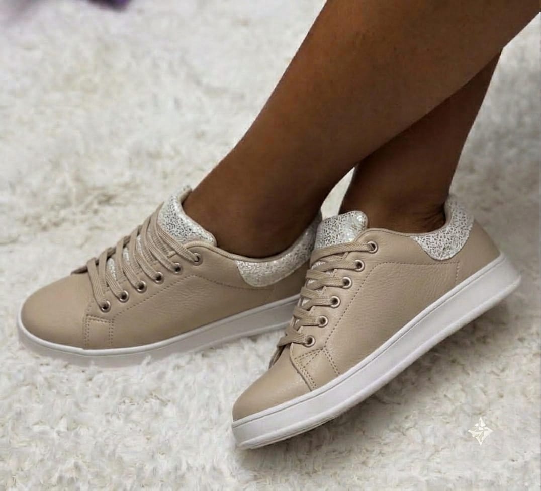 Beige Lavie Sneakers
